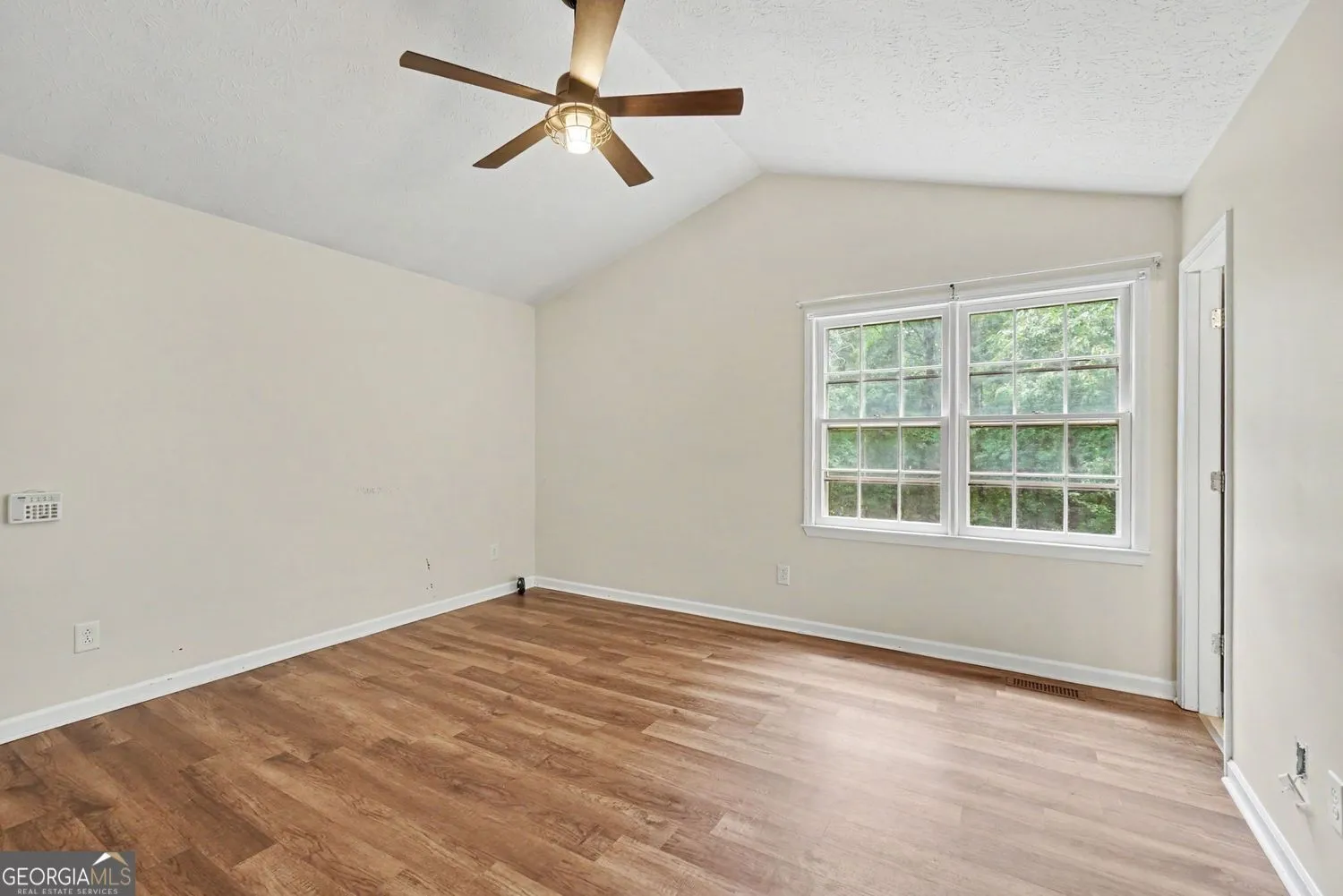 176 Deerfield Dr — photo 5 of 20