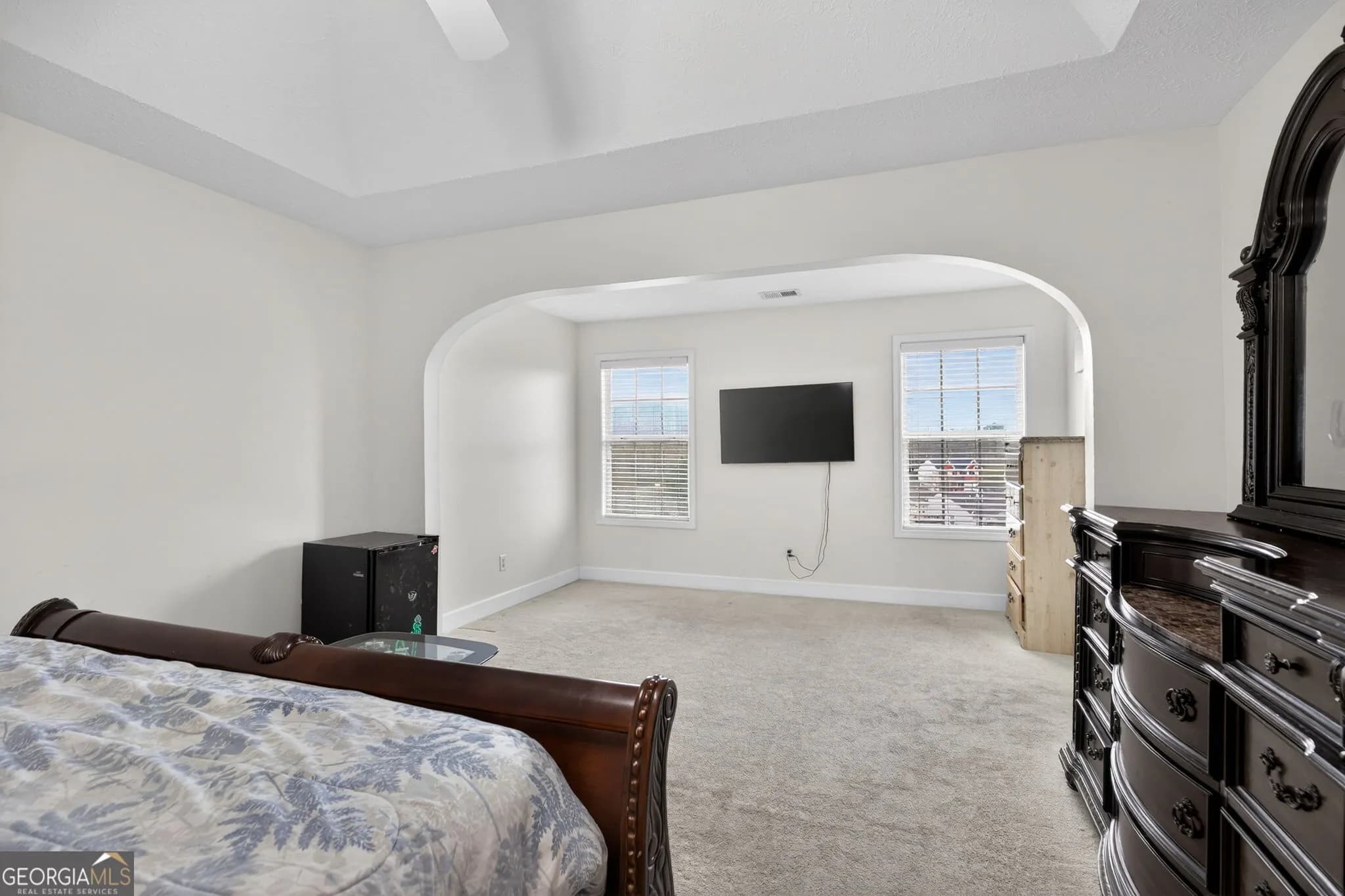 310 Berkley Dr — photo 3 of 27
