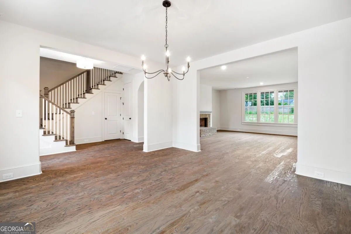 1818 Maple St — photo 40 of 60
