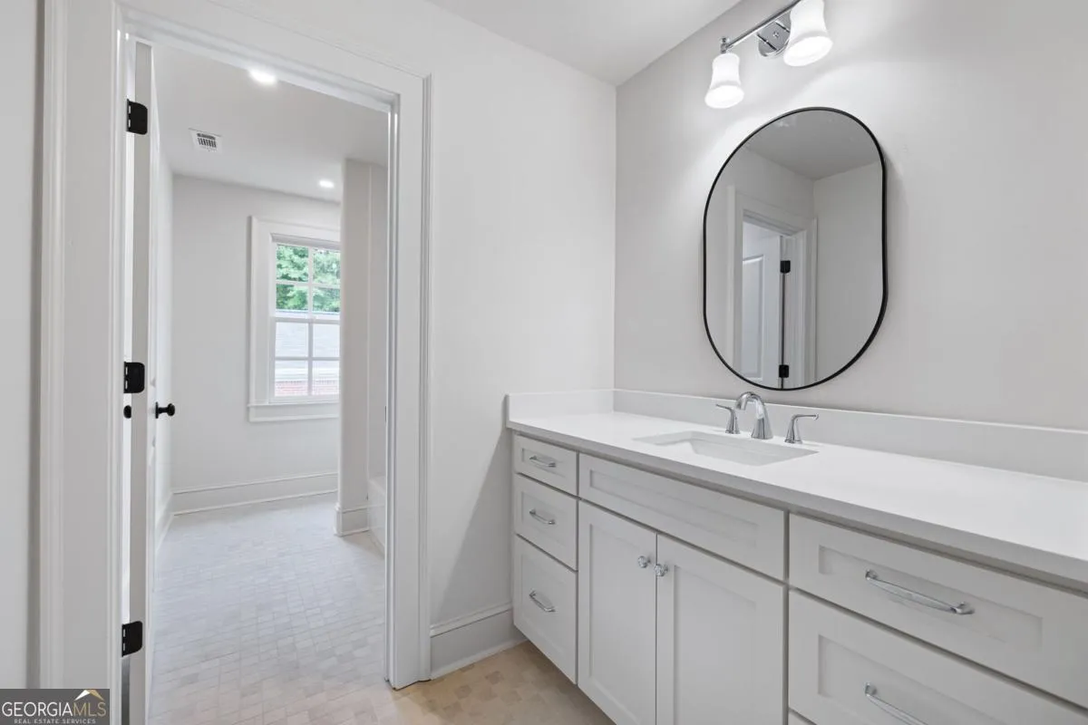 1818 Maple St — photo 10 of 60