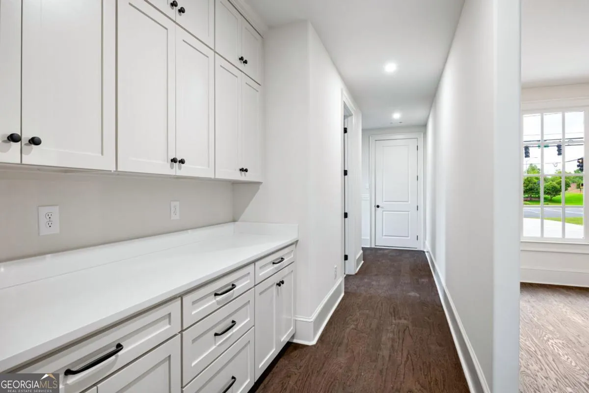 1818 Maple St — photo 27 of 60