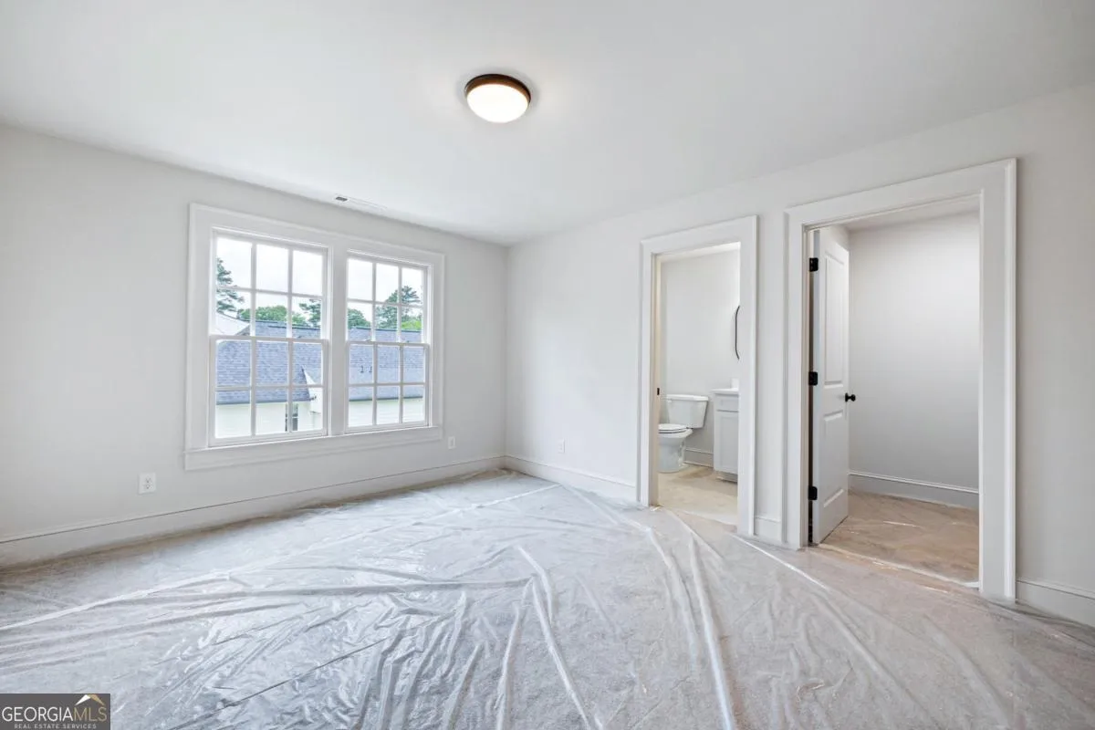 1818 Maple St — photo 6 of 60