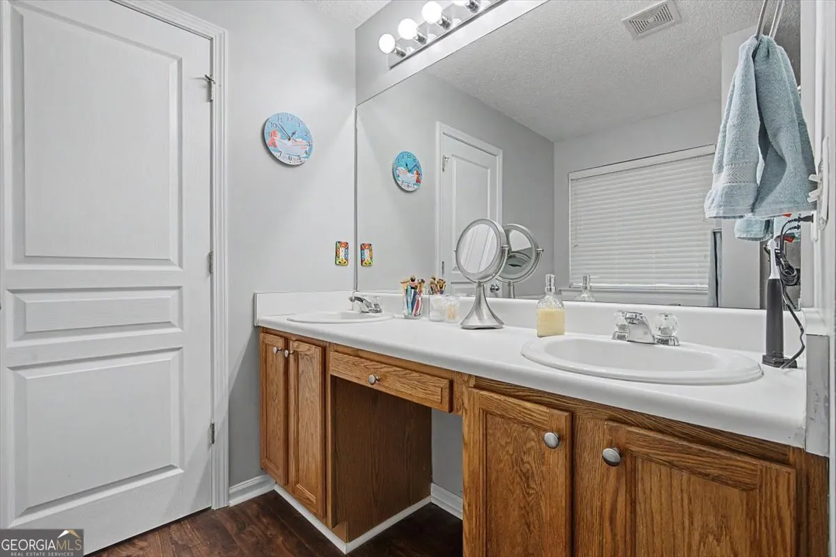 90 Darbys Run Ct — photo 9 of 34