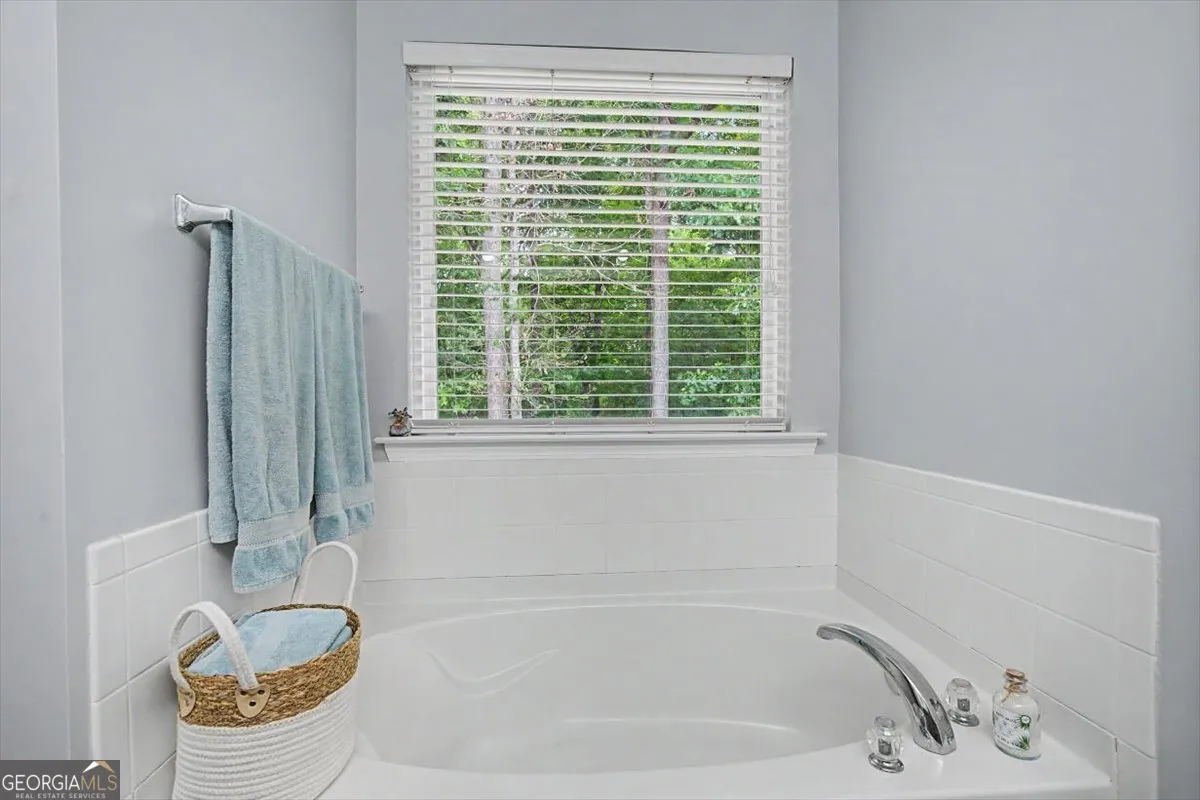 90 Darbys Run Ct — photo 11 of 34