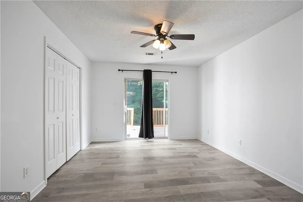 6712 Lakewood Dr — photo 2 of 20