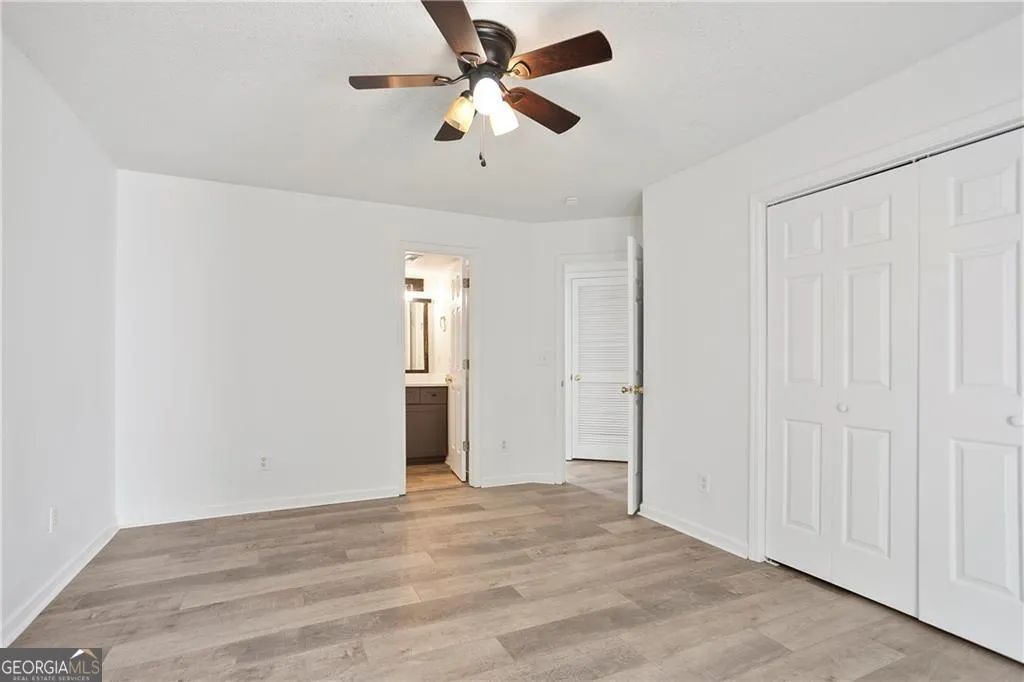 6712 Lakewood Dr — photo 4 of 20