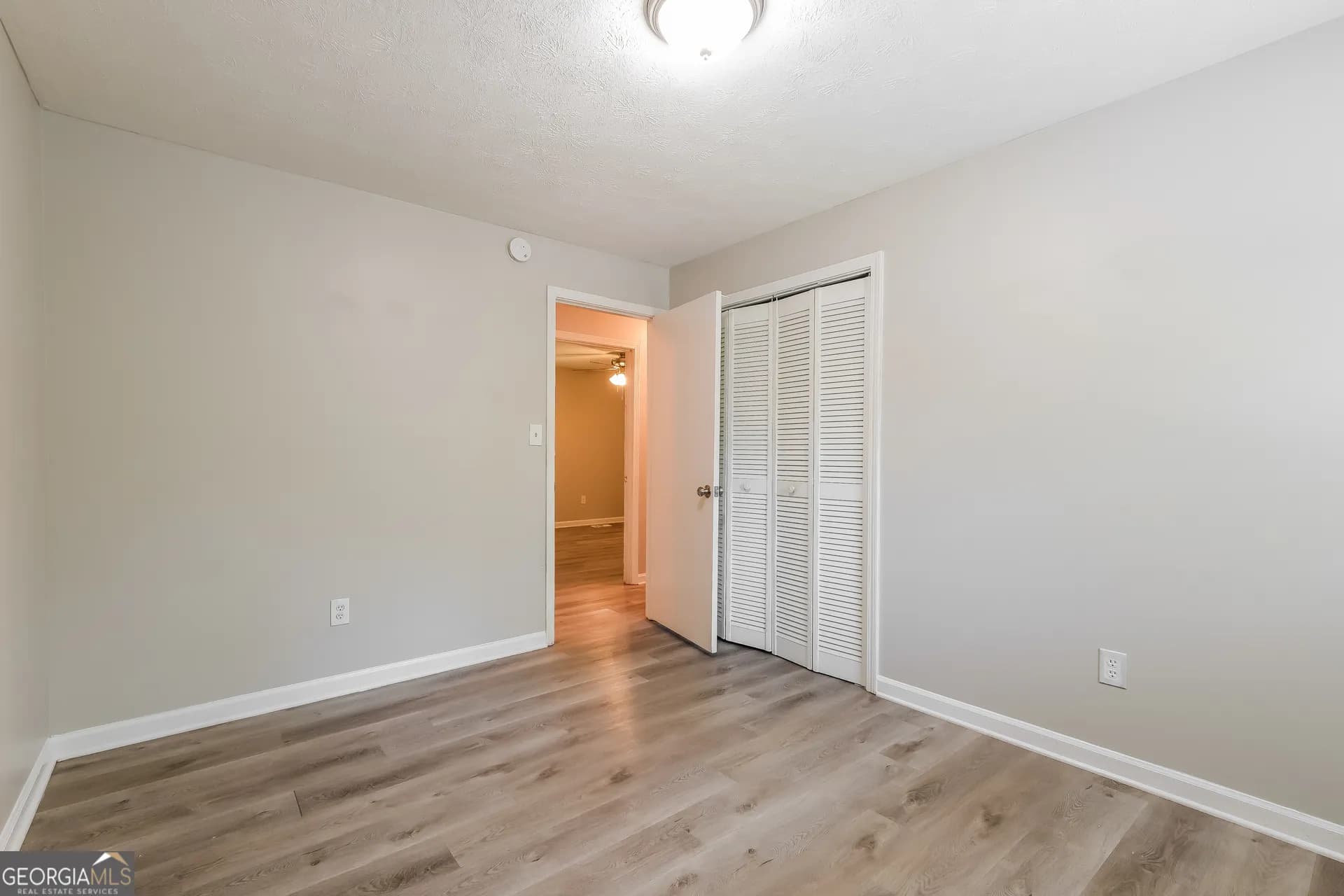 2852 Melanie Ln — photo 11 of 15