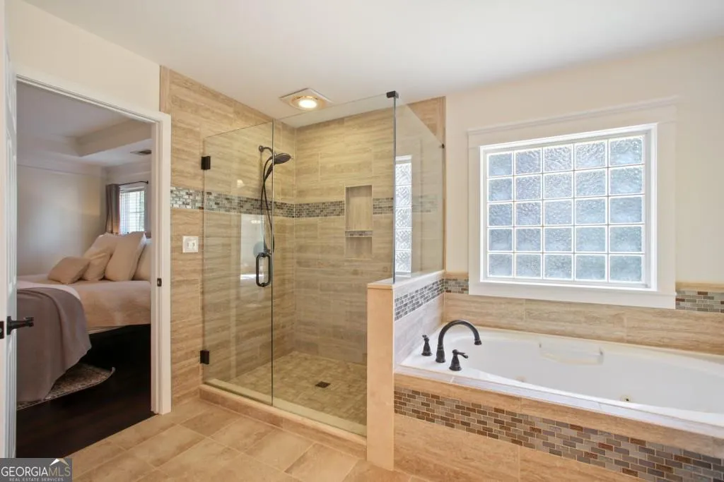 3761 Falls Trl — photo 15 of 49