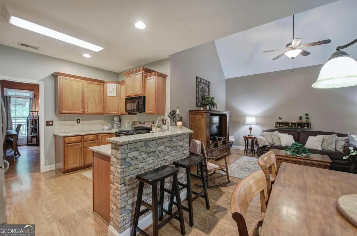 346 Thorn Creek Way — photo 5 of 48