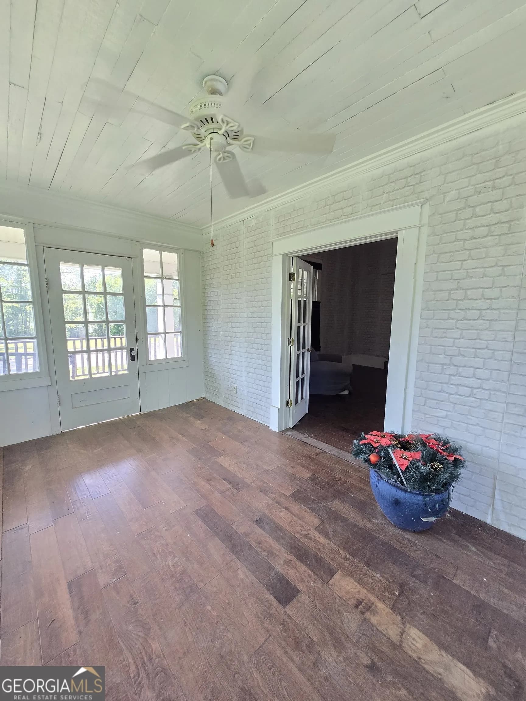 246 Newnan St — photo 6 of 38