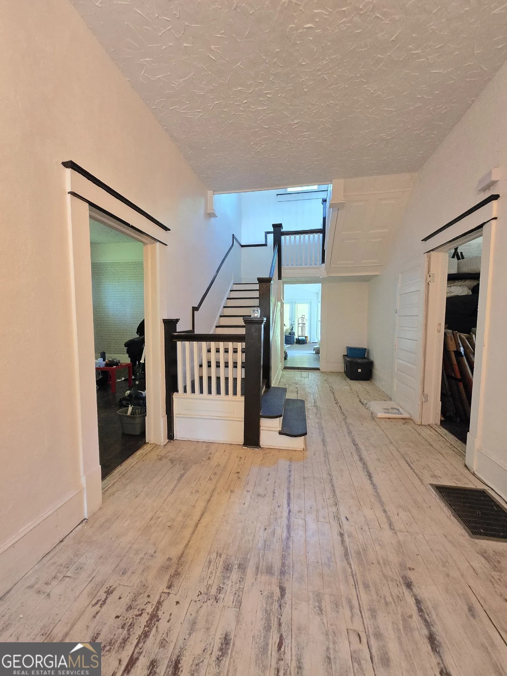 246 Newnan St — photo 15 of 38