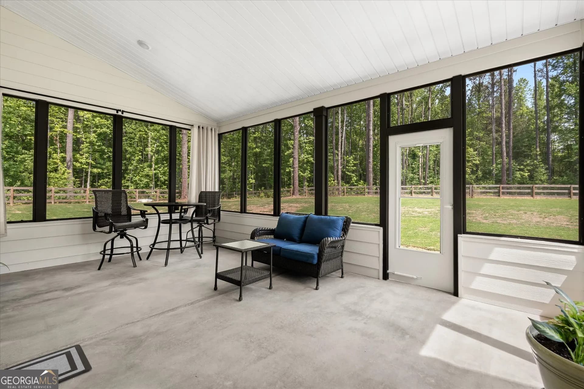 475 Paynes Lake Rd — photo 16 of 61