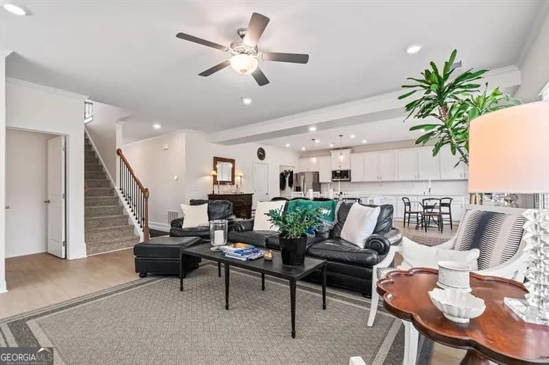 204 Mountain Ashe Ln — photo 6 of 31