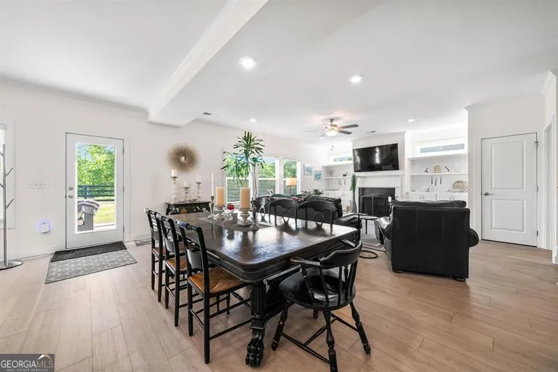 204 Mountain Ashe Ln — photo 14 of 31