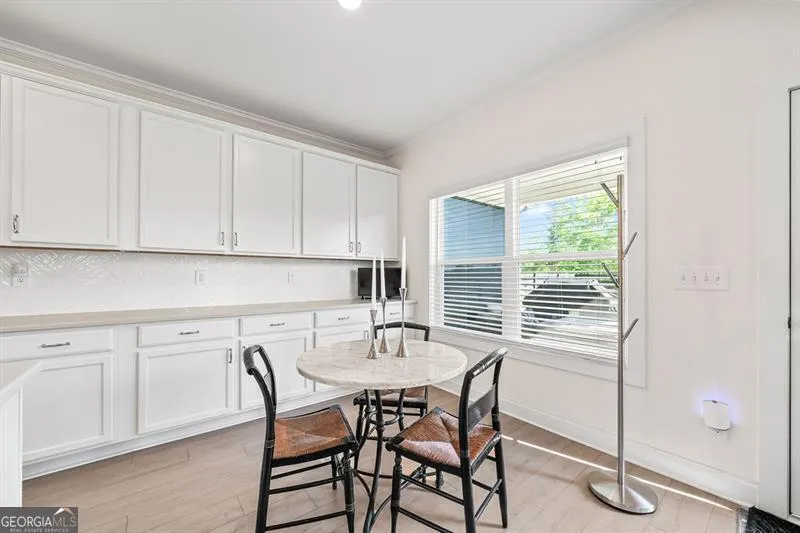204 Mountain Ashe Ln — photo 10 of 31