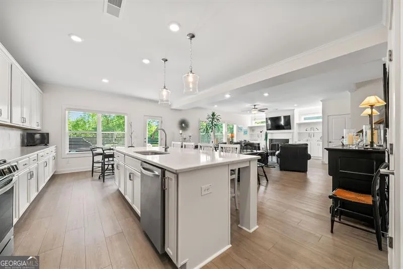 204 Mountain Ashe Ln — photo 18 of 31