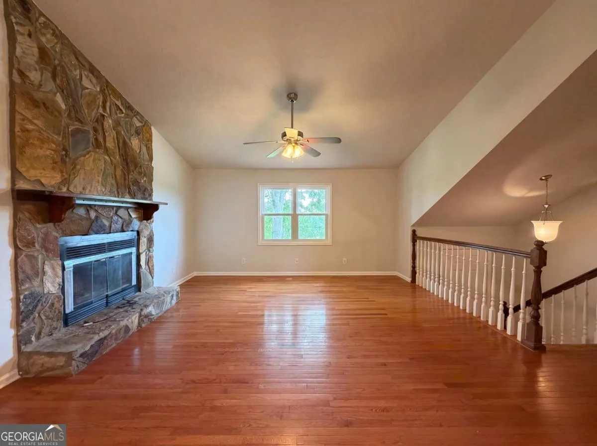 241 Daniel Rd — photo 13 of 26