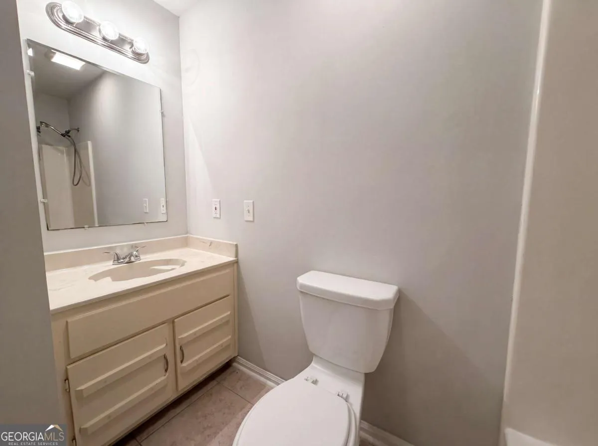 241 Daniel Rd — photo 8 of 26