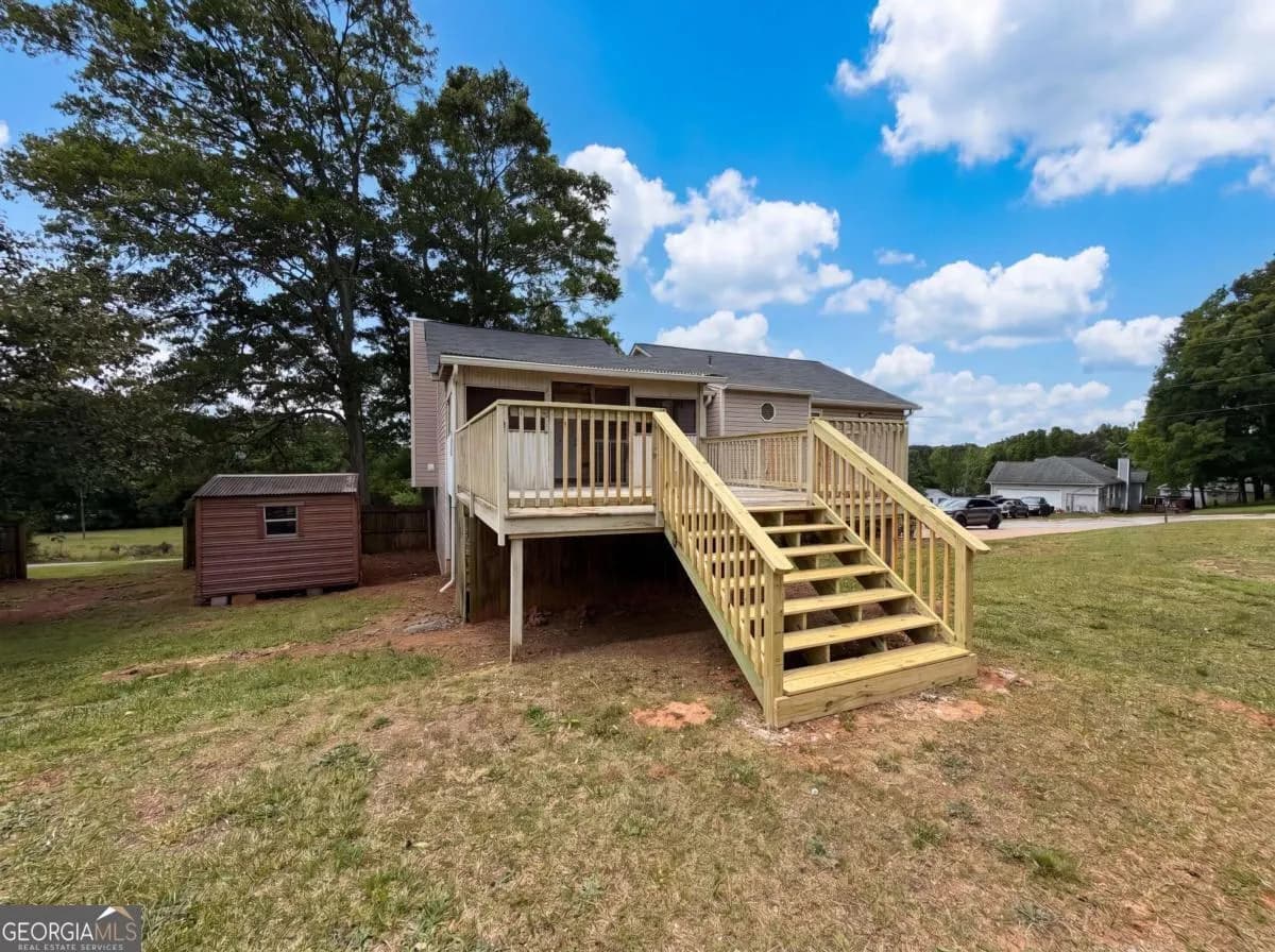 241 Daniel Rd — photo 18 of 26