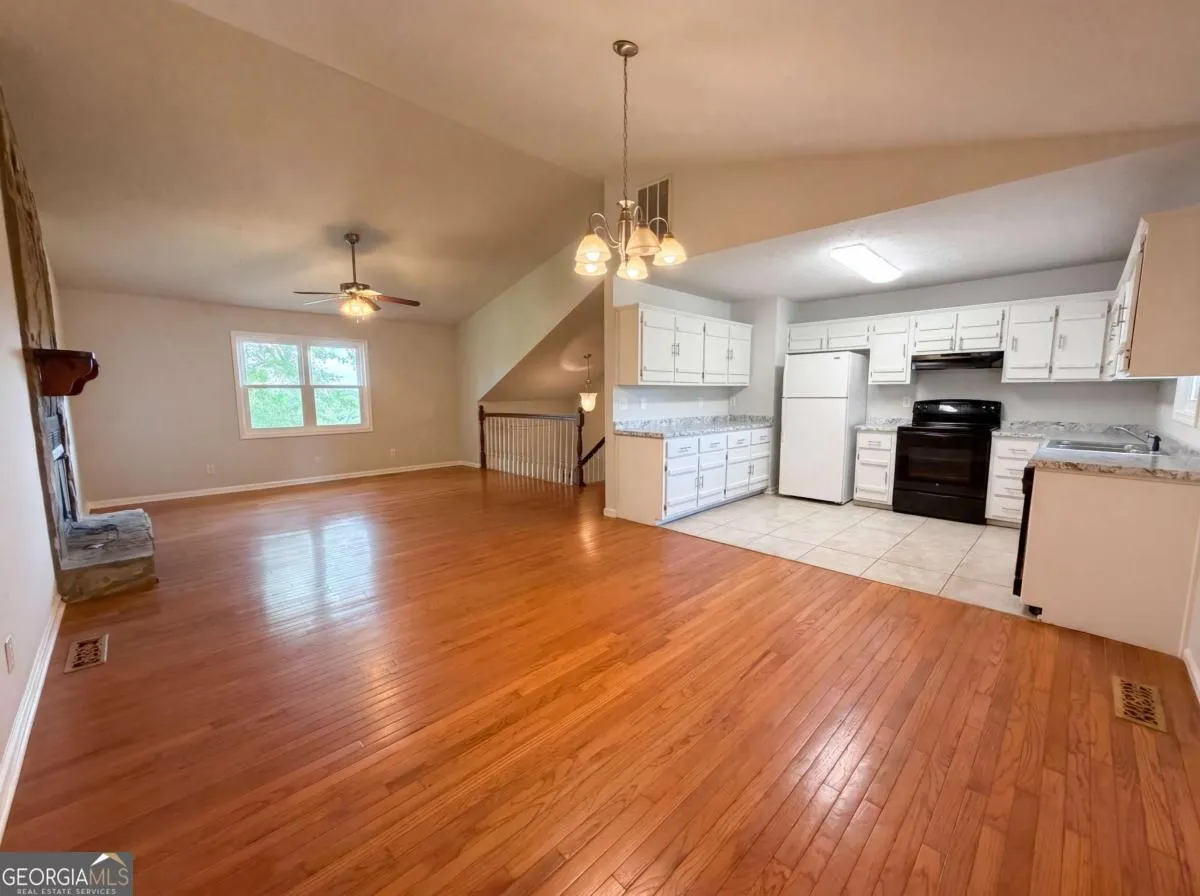 241 Daniel Rd — photo 22 of 26