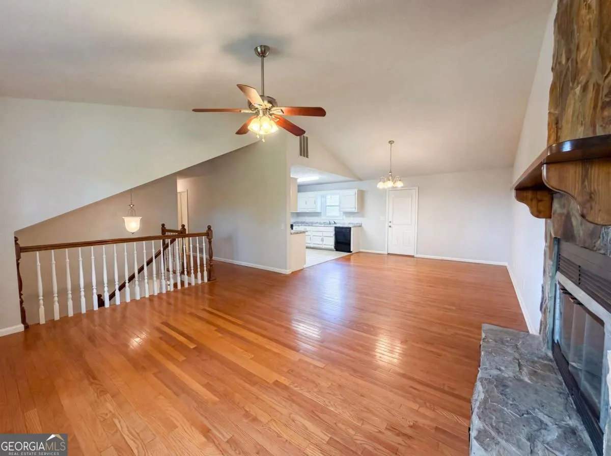 241 Daniel Rd — photo 21 of 26