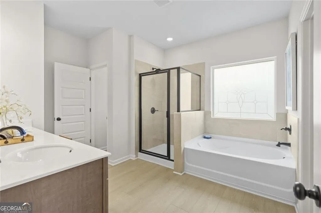 702 Sinclair Ln — photo 25 of 46