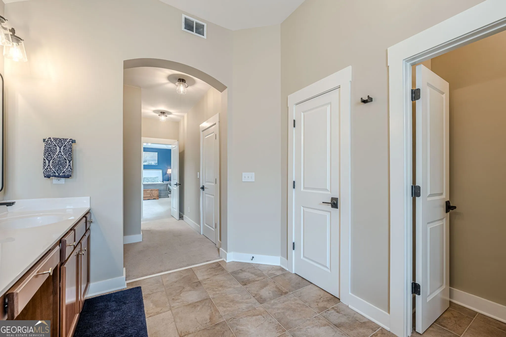 3276 Shakerley Park Ct — photo 17 of 38