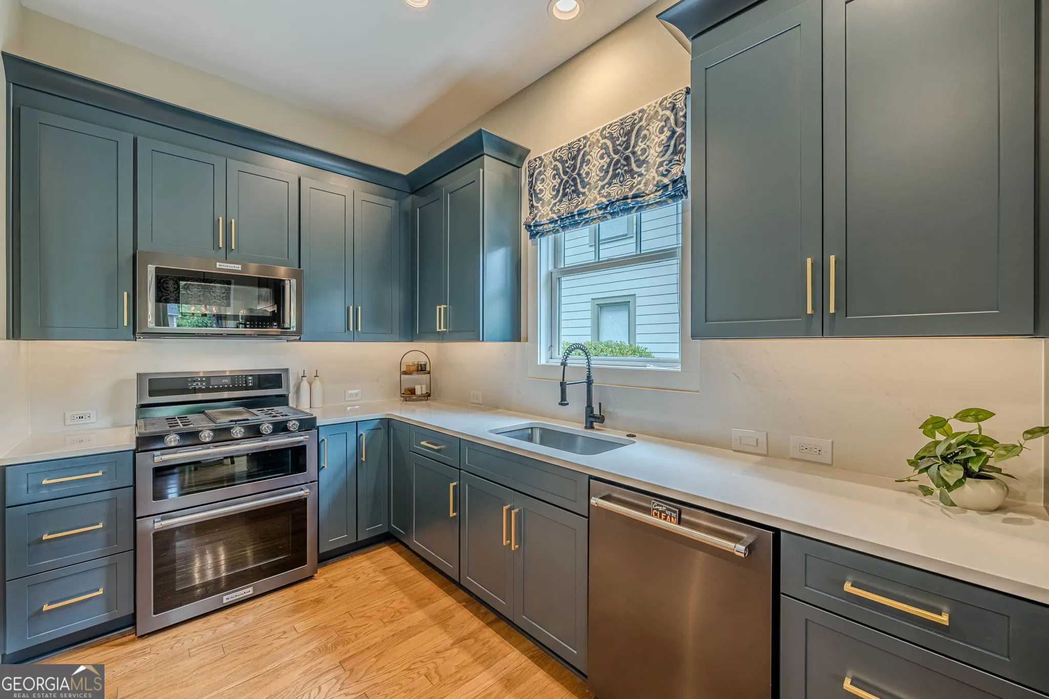 3276 Shakerley Park Ct — photo 4 of 38
