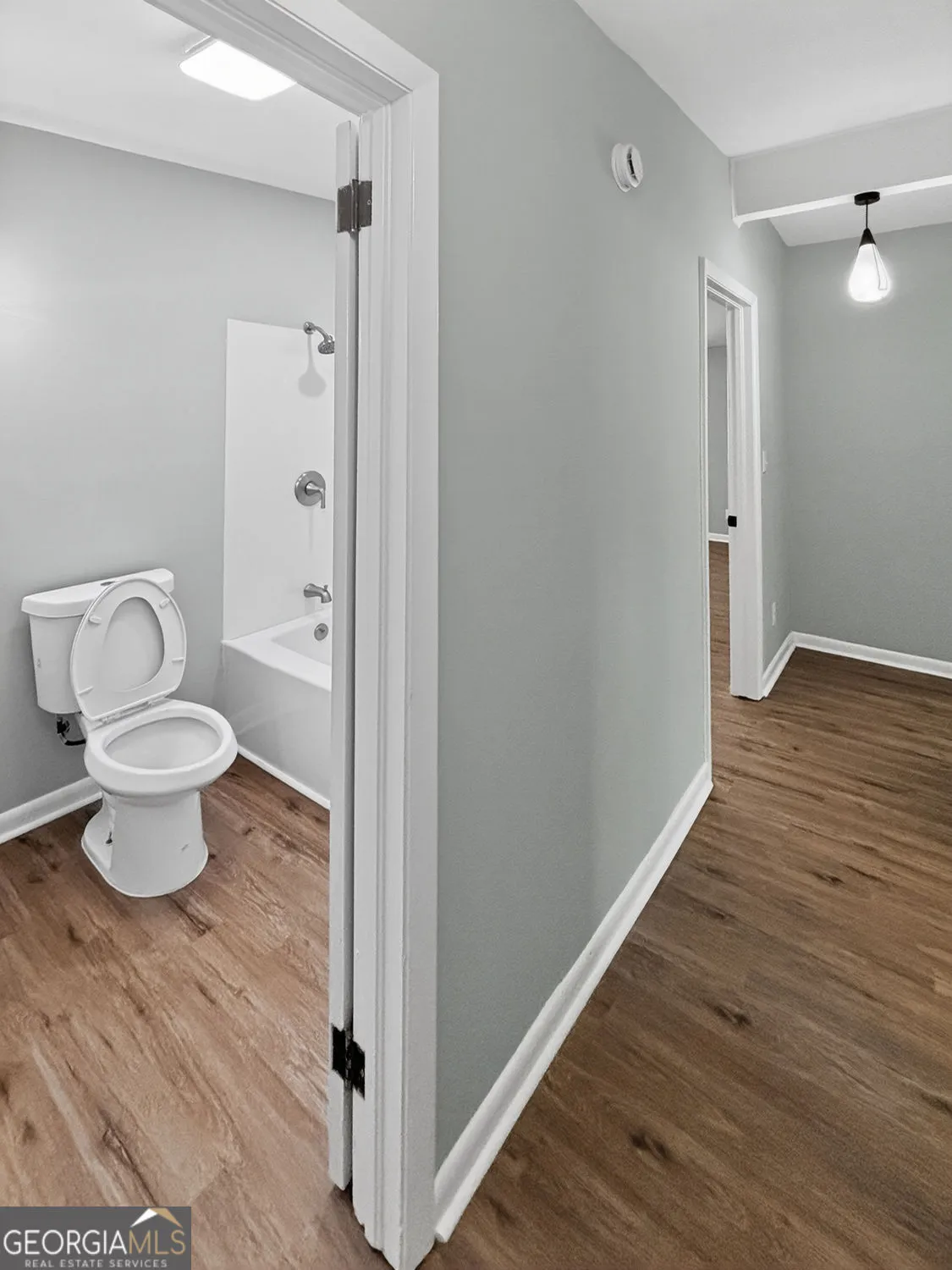 703 Laurel St — photo 5 of 64