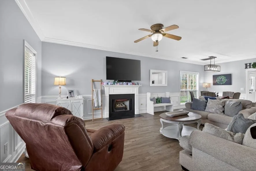 200 Meadow Lake Dr — photo 14 of 36
