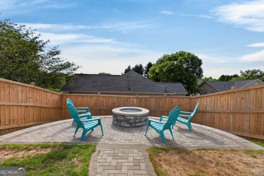 200 Meadow Lake Dr — photo 28 of 36