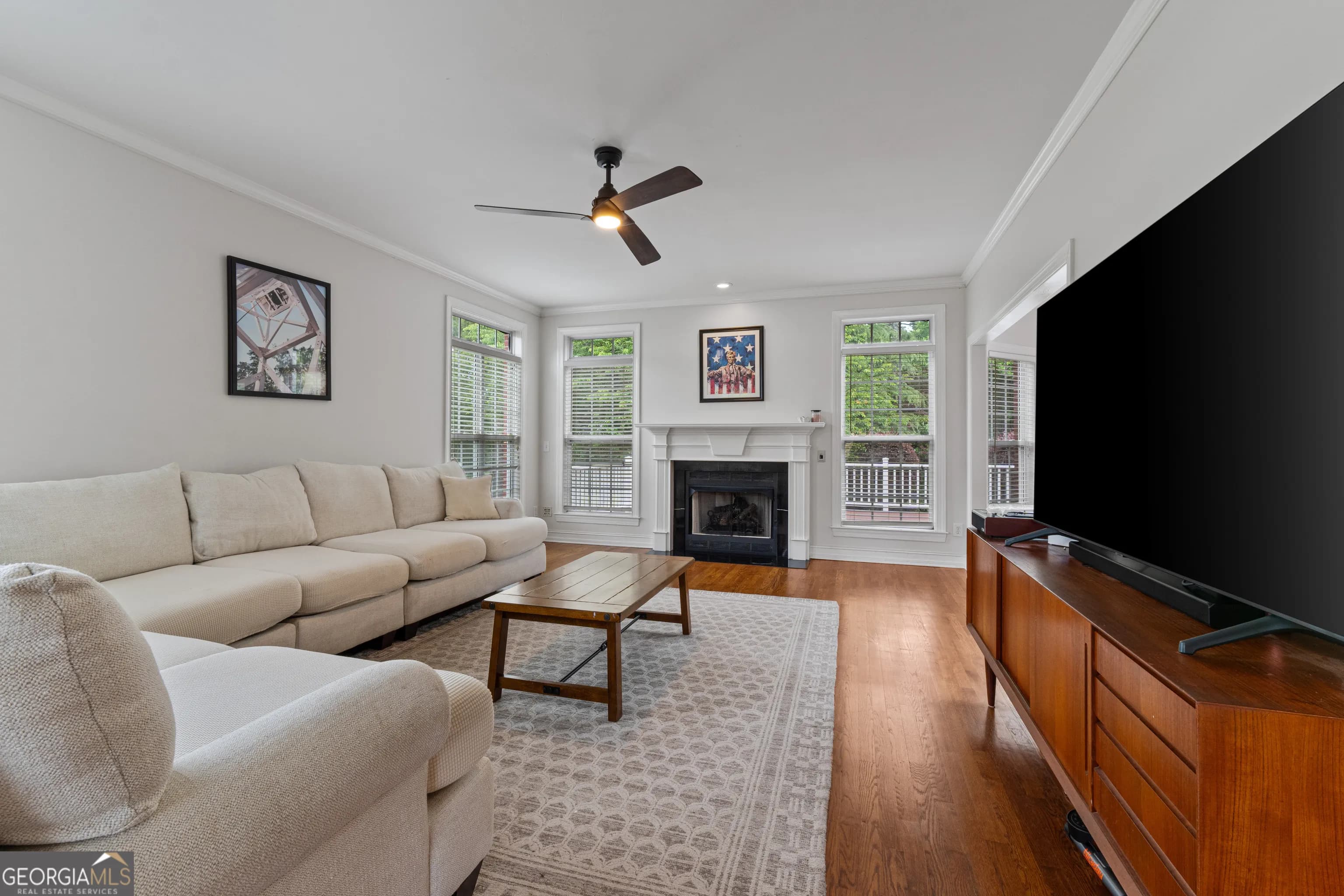 112 Turnberry Cir — photo 3 of 46