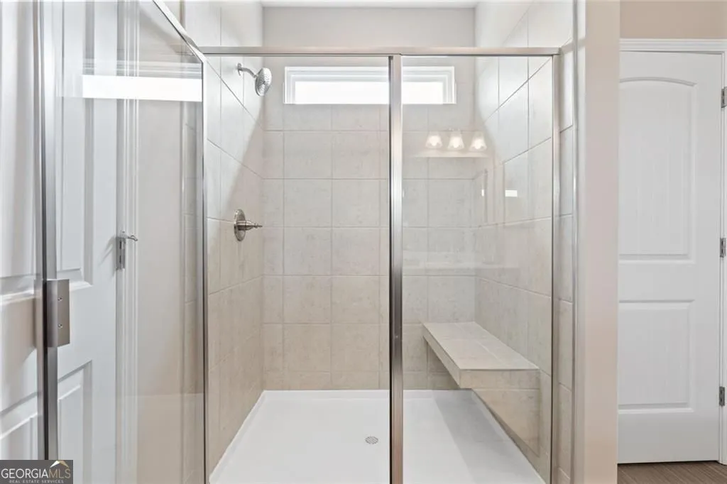 701 Sinclair Ln — photo 36 of 46