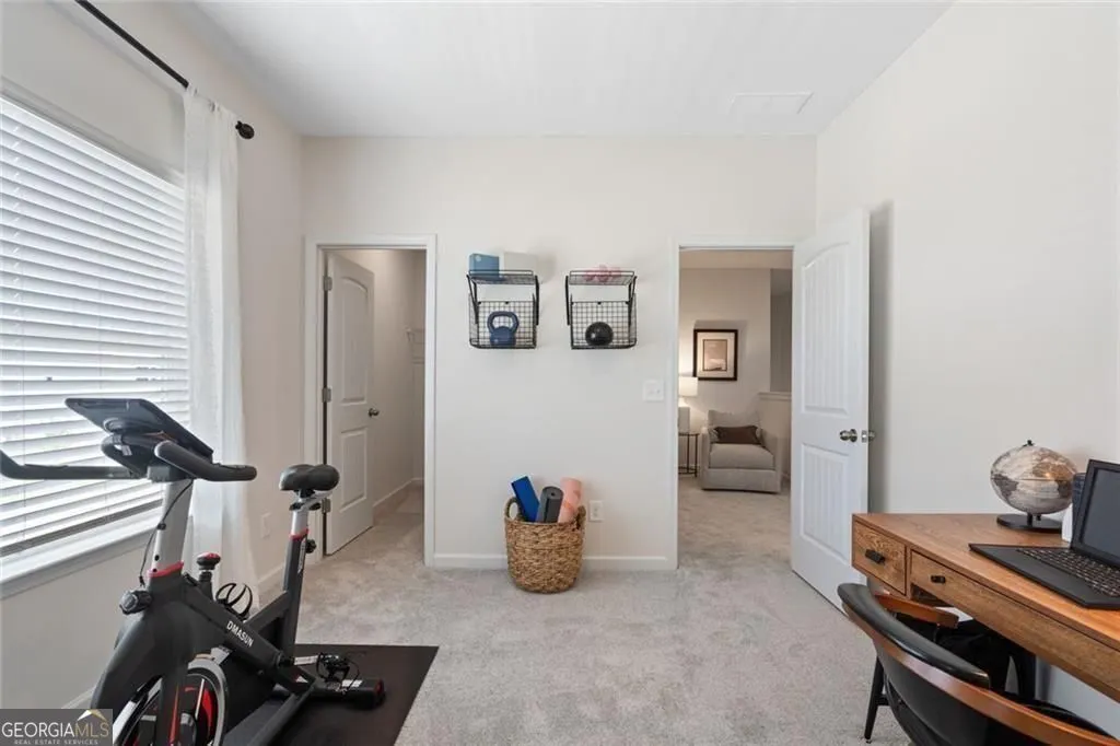 701 Sinclair Ln — photo 28 of 46