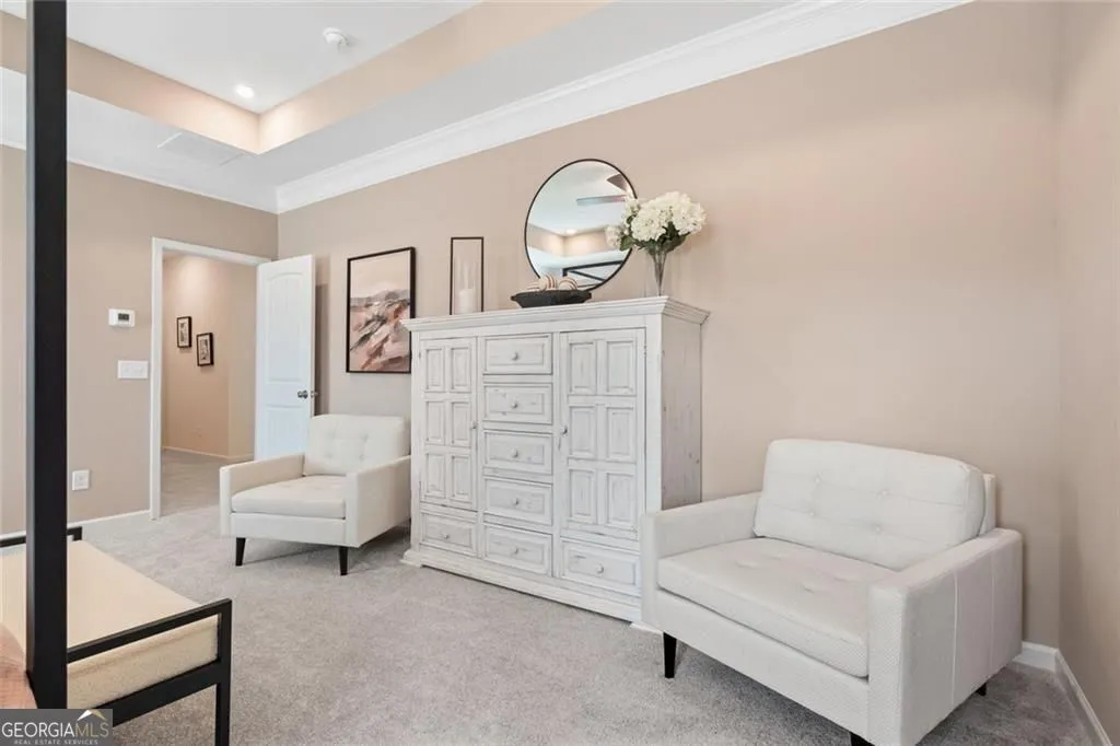 701 Sinclair Ln — photo 32 of 46