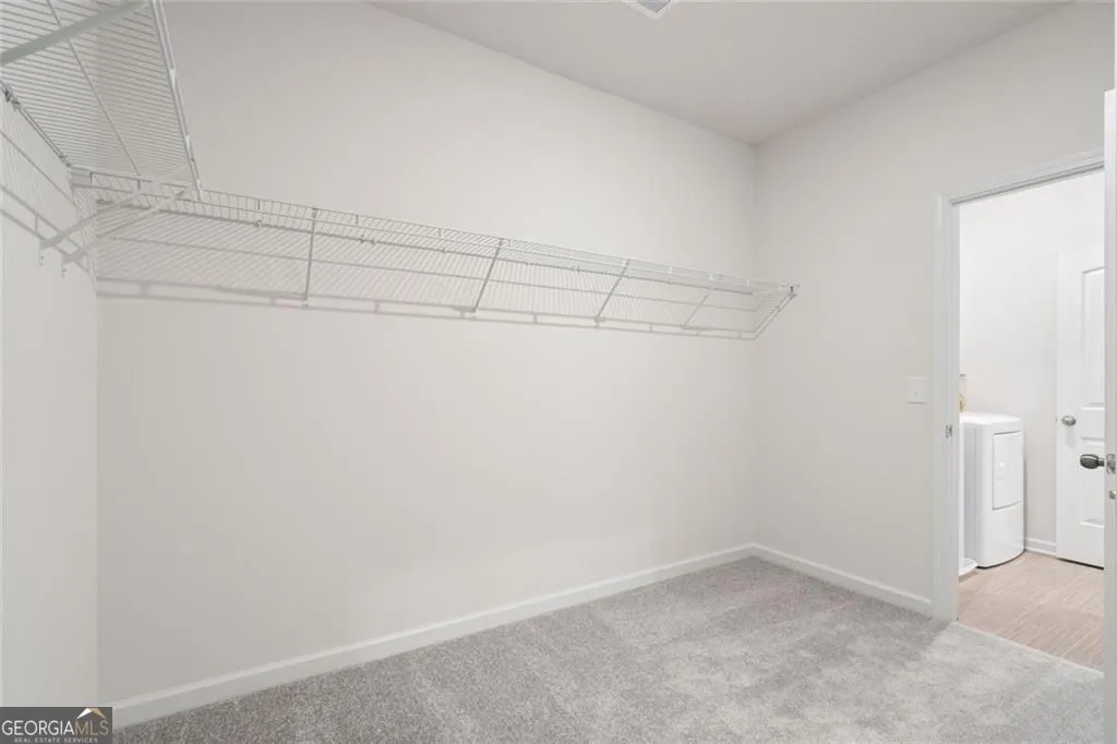 701 Sinclair Ln — photo 38 of 46