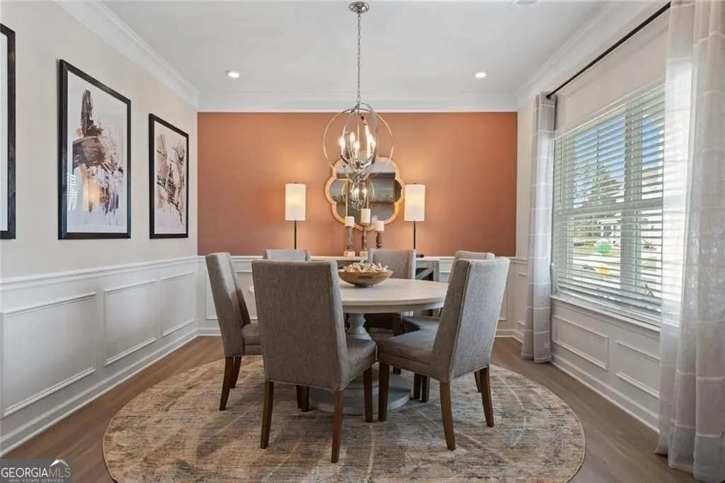 701 Sinclair Ln — photo 35 of 46