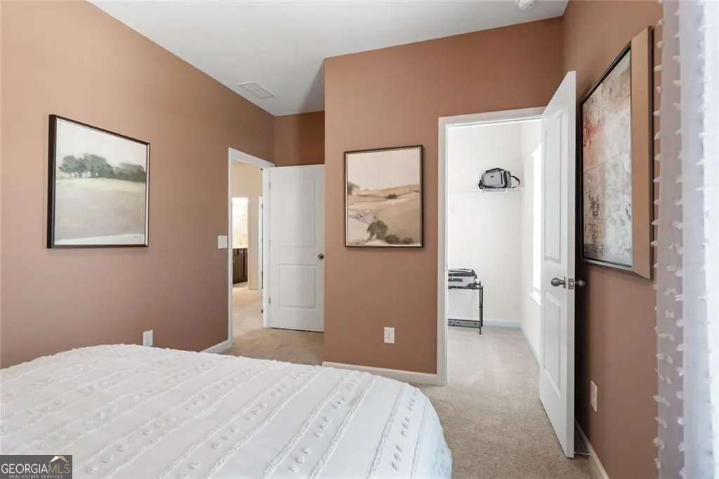 701 Sinclair Ln — photo 25 of 46