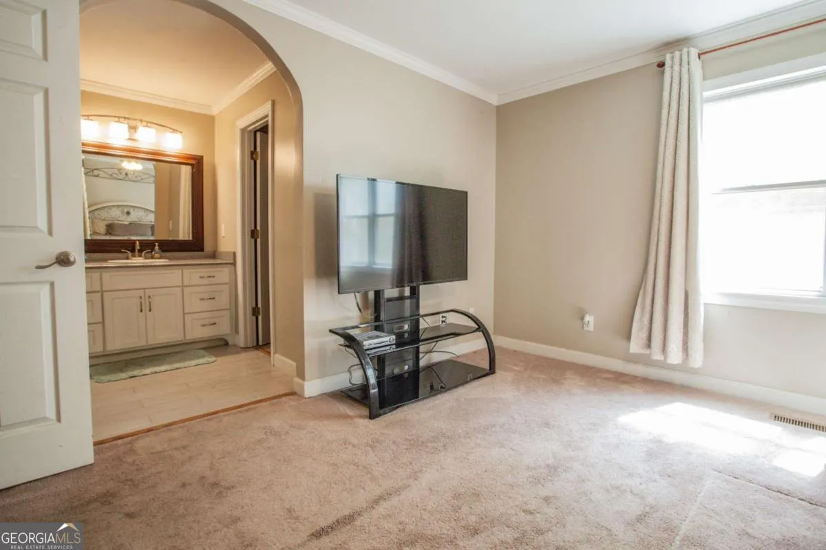 17 Mountain Oaks Dr — photo 14 of 42