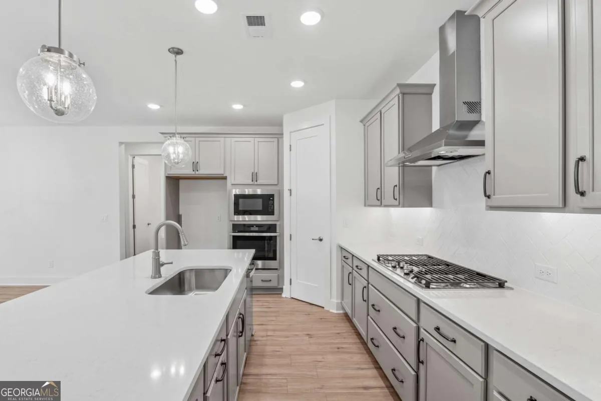 580 Barnfield Way — photo 17 of 18