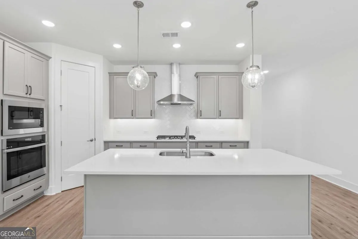 580 Barnfield Way — photo 16 of 18