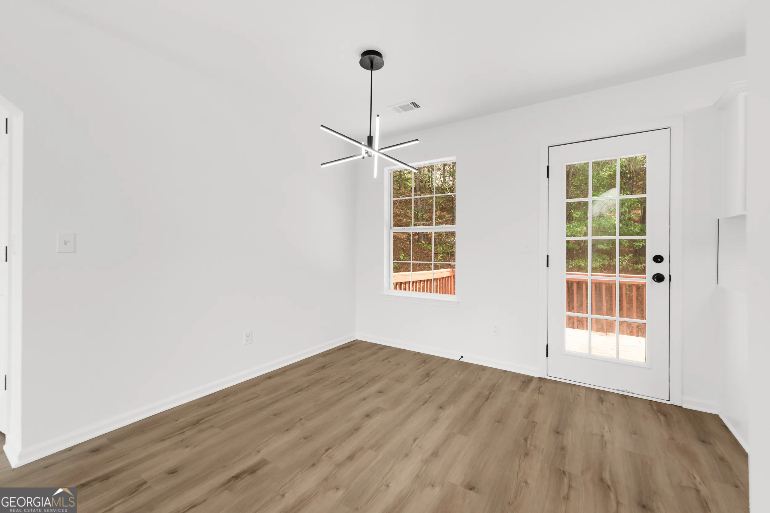 280 Baywood Xing — photo 11 of 45