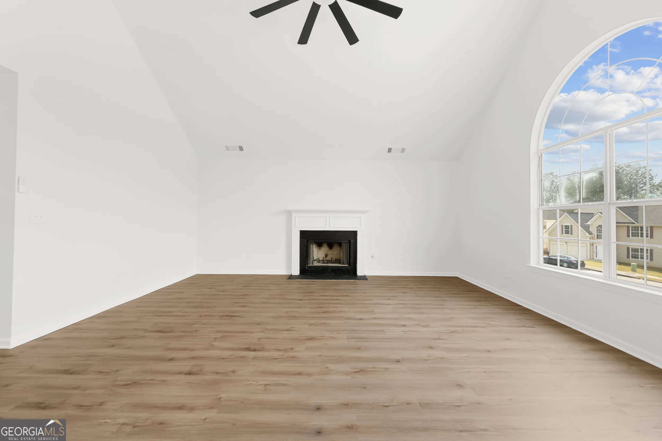 280 Baywood Xing — photo 8 of 45