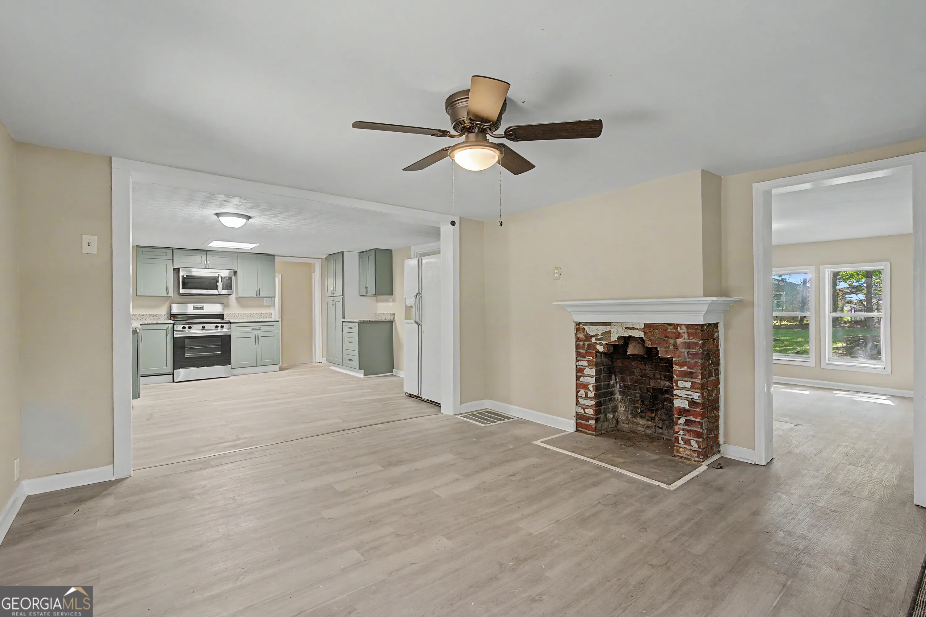 1055 Millertown Rd — photo 3 of 48