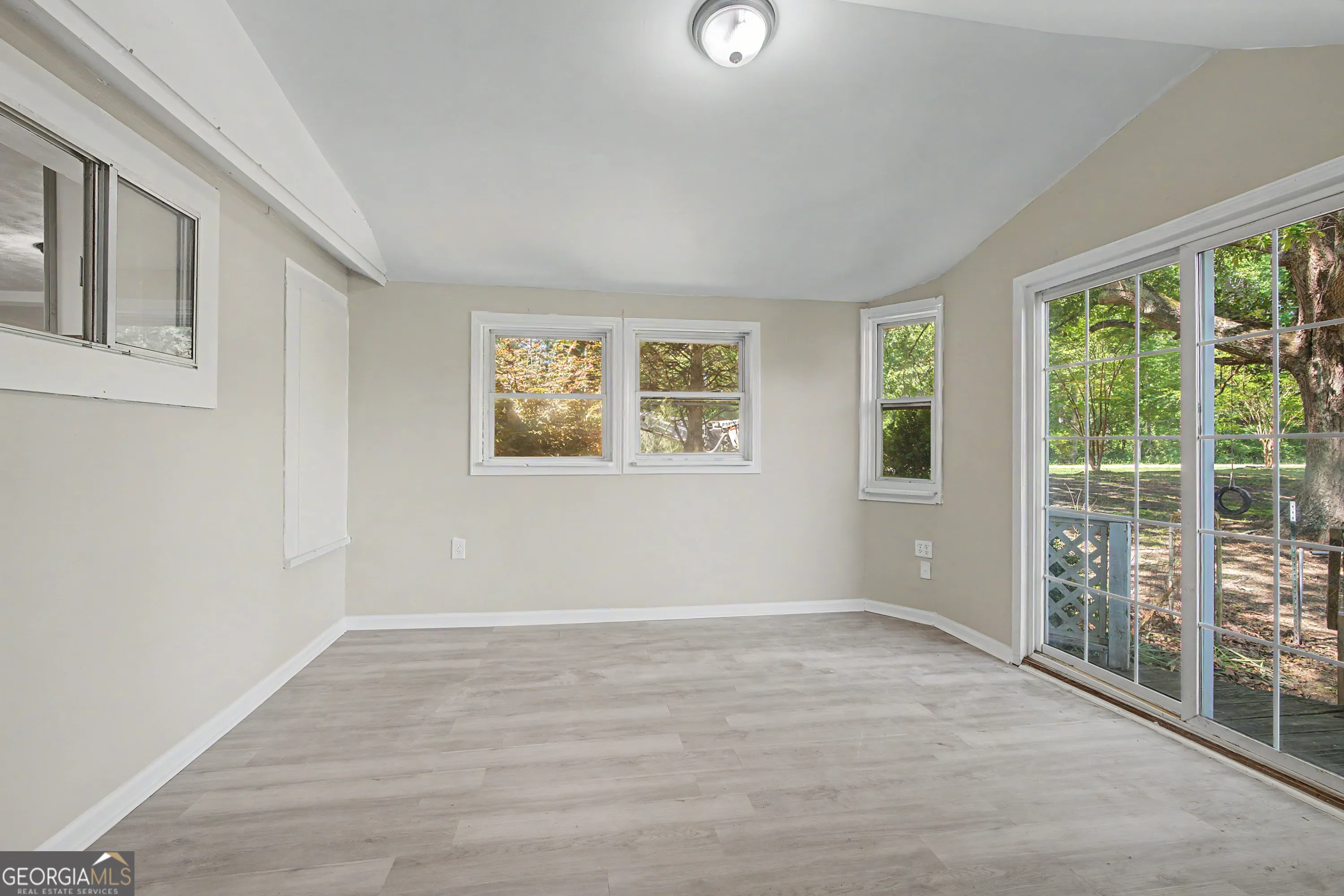 1055 Millertown Rd — photo 21 of 48