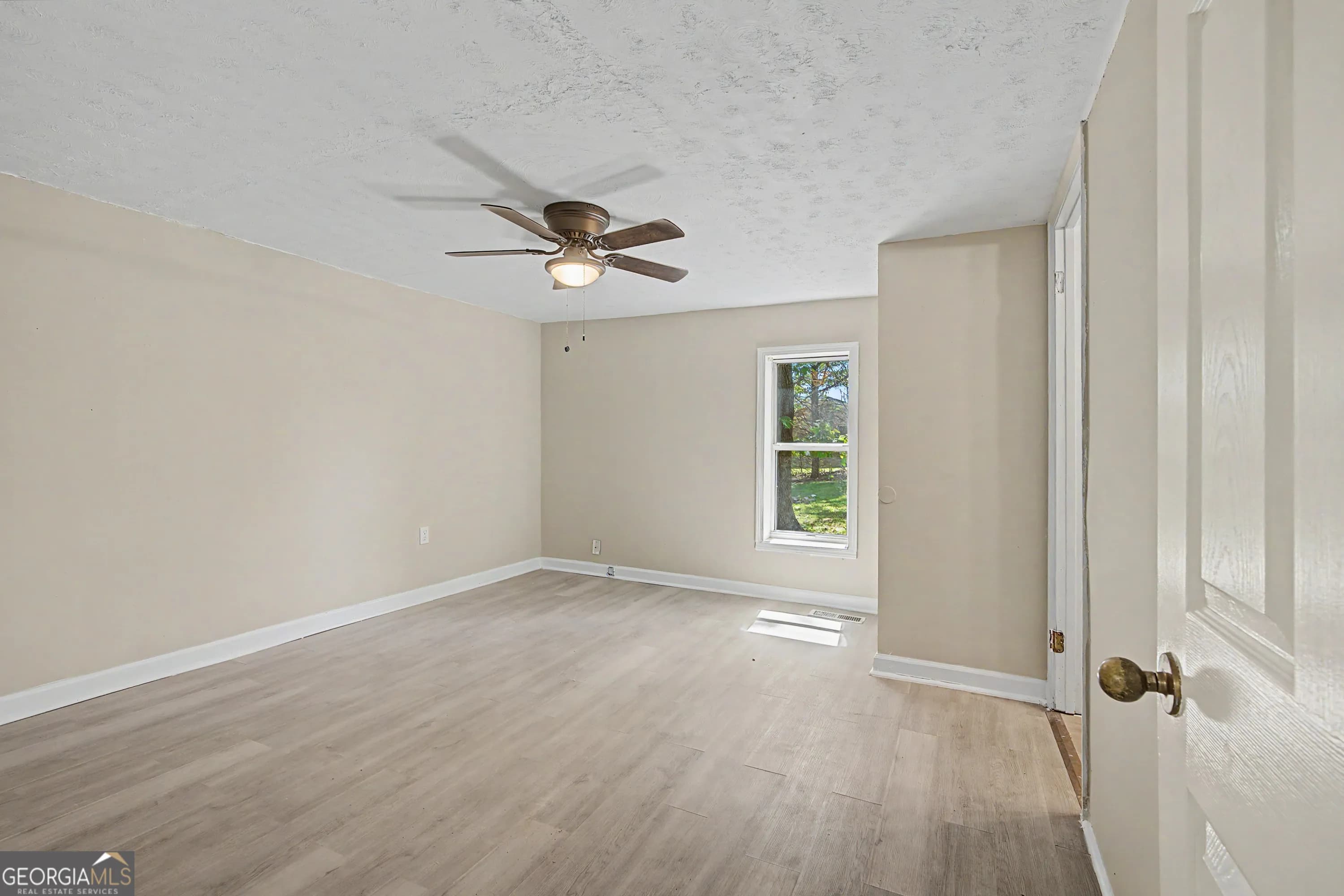 1055 Millertown Rd — photo 23 of 48