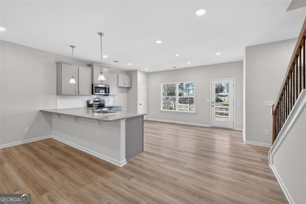 312 Caroline Pl — photo 25 of 28