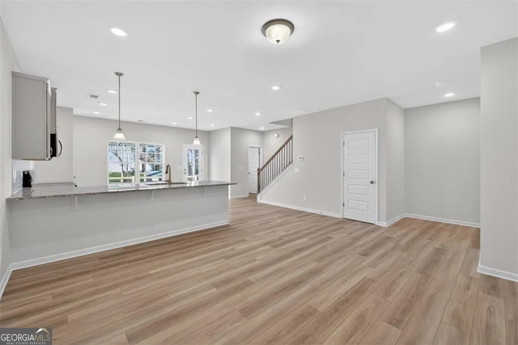 312 Caroline Pl — photo 22 of 28