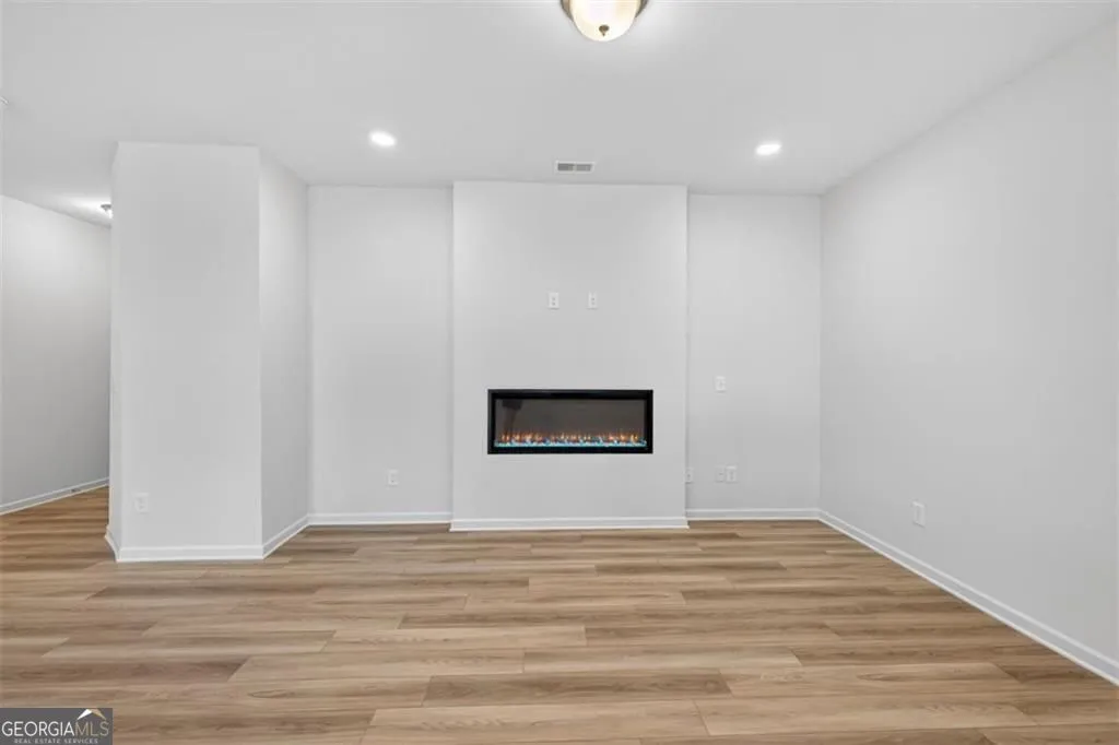 312 Caroline Pl — photo 23 of 28