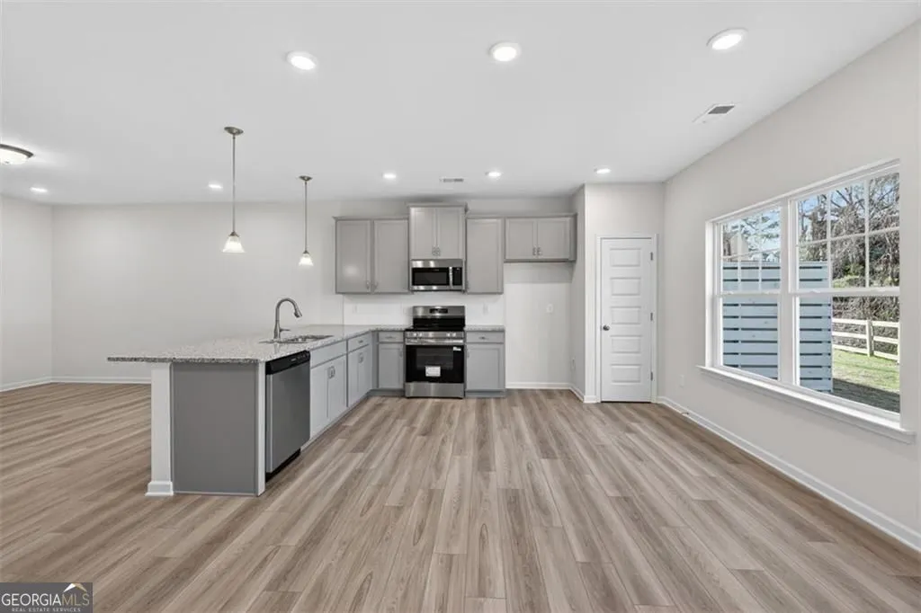 312 Caroline Pl — photo 26 of 28